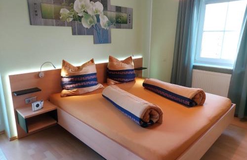 Eslohe Apartment | Forest-Edge Apartment: Pet and Child Friendly Retreat