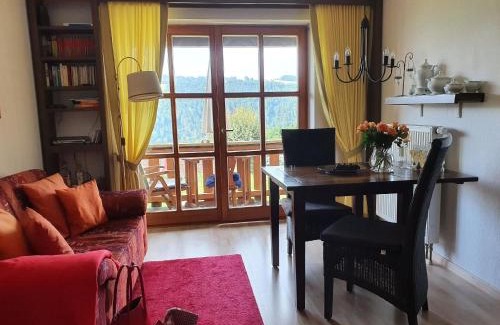 Obernzell Apartment | Cozy Bavarian Retreat with Danube Views - Child Friendly!