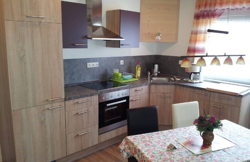Selber Vorwerk Apartment | Cozy Holiday Apartment with Terrace and Lake View for Four