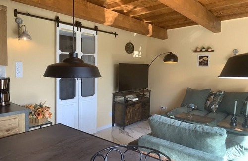 Arles Apartment | Cozy Getaway for Two with Pool and Large Terrace