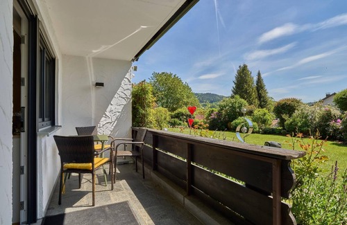 Silberberg Apartment | Cozy Apartment for Two with Garden Sun Loungers