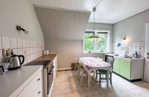 Soderstorf Apartment | Cozy Central Retreat in Lüneburg Heath - Family & Pet Friendly