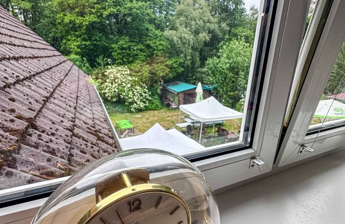 Soderstorf Apartment | Cozy Central Retreat in Lüneburg Heath - Family & Pet Friendly