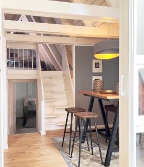 Oldenburg Apartment | Charming Maisonette with Rooftop Terrace near the Castle