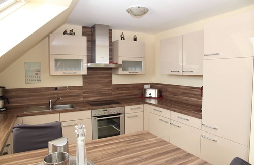 Norden Apartment | Comfortable Upper Floor Apartment in Norden - Family Friendly
