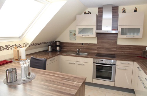 Norden Apartment | Comfortable Upper Floor Apartment in Norden - Family Friendly