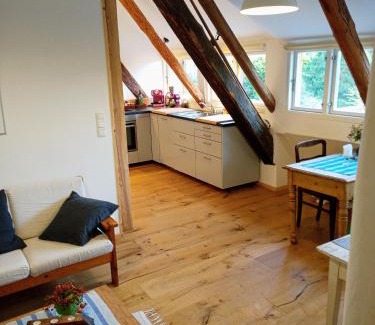 Sterley Apartment | Cozy Eco Holiday Apartment in Resthof - Great for Families