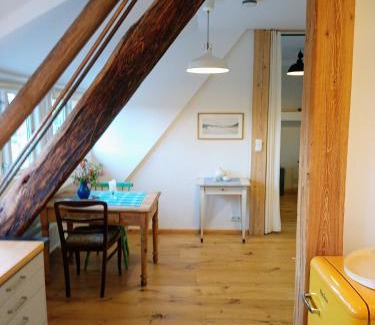 Sterley Apartment | Cozy Eco Holiday Apartment in Resthof - Great for Families
