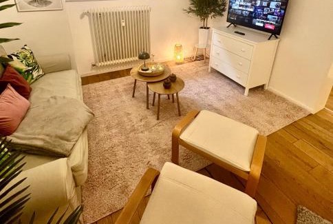 Homburg Apartment | Spacious Souterrain Apartment Near Uniklinik Homburg