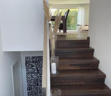 Taunusstein Villa | Delightful Villa by the Forest in Taunusstein - Rated 9.2