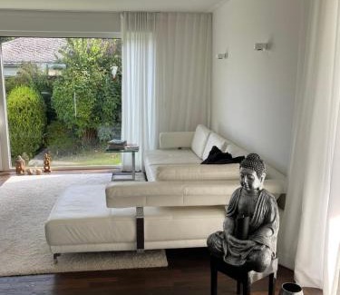 Taunusstein Villa | Delightful Villa by the Forest in Taunusstein - Rated 9.2