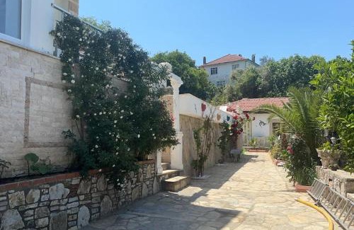 Akcapinar Villa | Cozy Villa with Pool & Hot Tub - Rated 10/10 by Guests