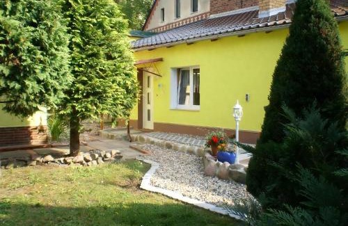 Rietz-Neuendorf Apartment | Cozy Retreat with Terrace in Serene Forest and Lake Area