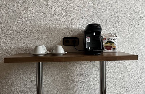 Grunwettersbach Apartment | Cozy Retreat in a Quiet Location with Pool & Breakfast