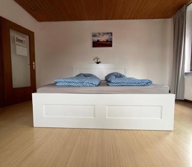 Grunwettersbach Apartment | Cozy Apartment in a Quiet Location, Pet and Child Friendly