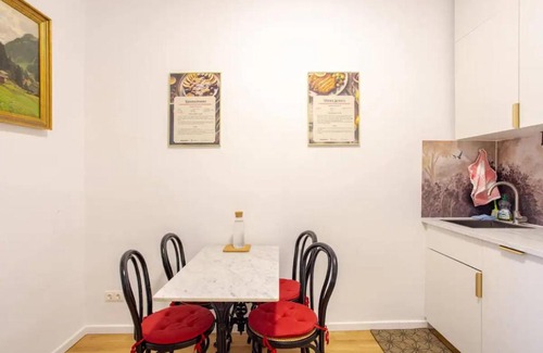 Favoriten Apartment | Cozy Apartment Just 15 Minutes to City Center - Child Friendly
