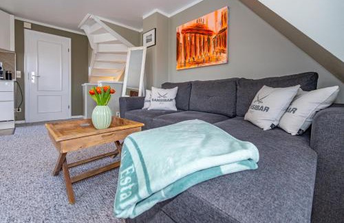 Keitum Apartment | Cozy Retreat in Keitum with Pool, Sauna, and Pet Friendly