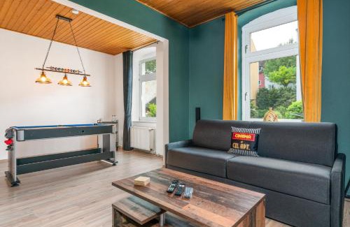 Sued Apartment | Cozy Central Apartment with Smart TV & Family-Friendly Pool