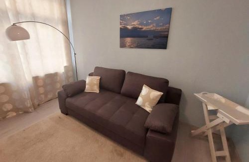 Zwenkau Apartment | Cozy Two-Bedroom Apartment "W1" in Zwenkau with Ocean View
