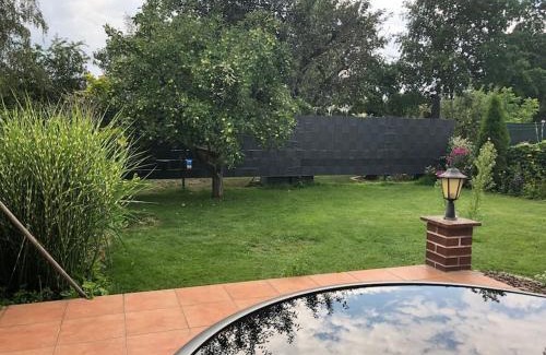 Sielow Apartment | Cozy Bungalow in Cottbus - Sielow, Rated 10/10 by Guests