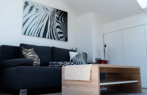 Vienna Apartment | Bright and Cozy Apartment with Inviting Hot Tub Experience