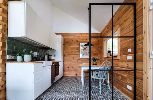 Scharbeutz House | Idyllic Lakefront Cabin with Garden & Spa Amenities
