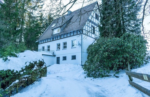 Winterberg House | Cozy Holiday Retreat Steps from the Ski Area with Kitchen