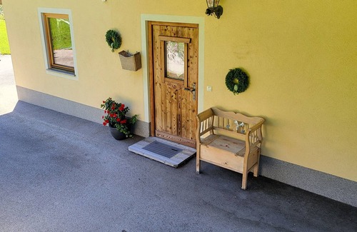 Stummerberg Ski Chalet | Cozy Chalet in Zillertal with Child-Friendly Amenities