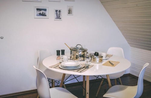 Gaggenau Apartment | Cozy Top-Floor Apartment with Black Forest Views