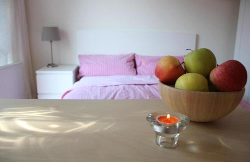 Hinterjessen Apartment | Cozy Double Room in Country House with Garden & Terrace