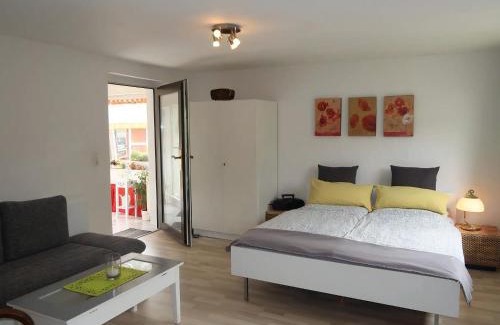 Oberes Feldatal House | Cozy Holiday Home in FischbachRhön with Beautiful Garden