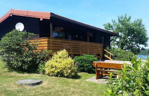 Kupferberg Apartment | Cozy Retreat with Free Wi-Fi and Breakfast Included