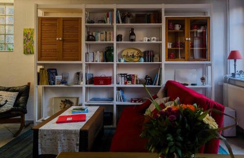 Husum Apartment | Cozy Holiday Home - Arrive and Feel Right at Home