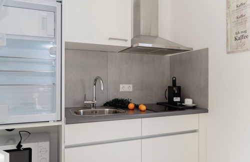 Gottmadingen Apartment | Cozy GrenzApartment with Kitchen Near Schaffhausen