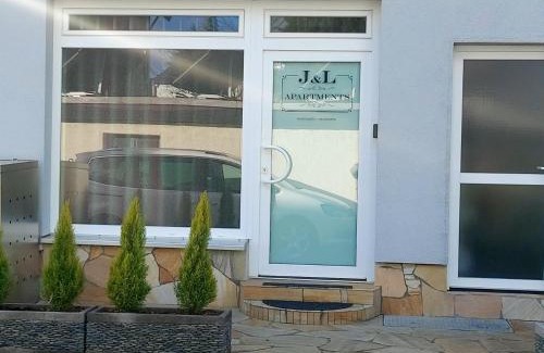Oos Apartment | Cozy J&L Apartment Near Main Train Station