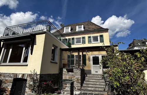 Neumagen-Dhron Apartment | Cozy Country House by the Moselle with Hot Tub Retreat