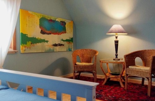 Schoemberg House | Cozy Private Room with Ocean Views and Family Amenities