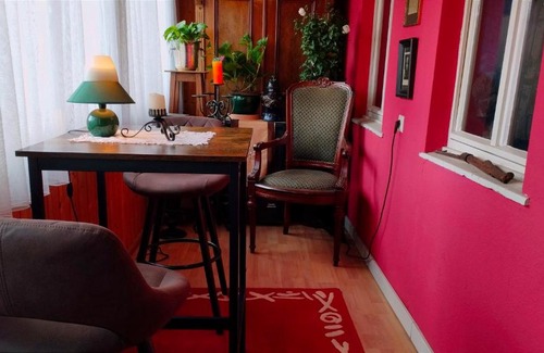 Schoemberg House | Cozy Private Room with Ocean Views and Family Amenities