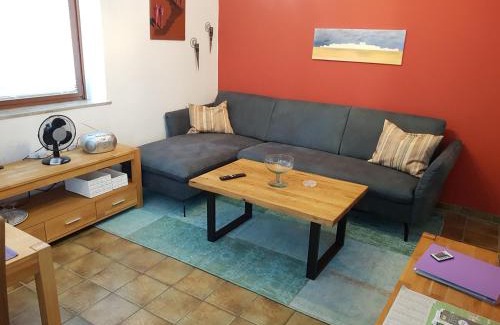 Bad Duerkheim House | Cozy City House in the Heart of the Old Town with Ocean View