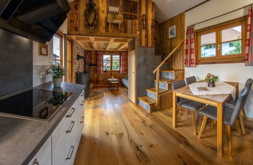 Wertach Ski Chalet | Cozy Tiny Chalet Retreat for Nature Lovers in Allgäu