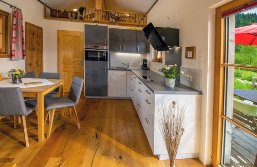 Wertach Ski Chalet | Cozy Tiny Chalet Retreat for Nature Lovers in Allgäu