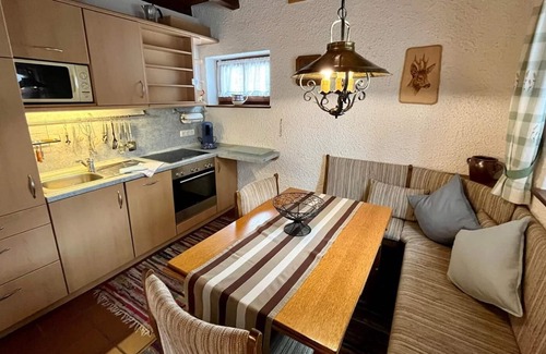 Kattersdorf Apartment | Gemütliches Waldhaus mit Terrasse