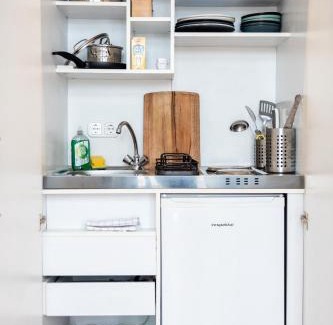 Kleve Apartment | Cozy Central Apartment with Netflix & Family-Friendly Perks