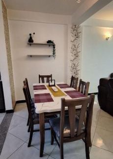 Bole Apartment | Cozy Room in Prime Location - Family Friendly Stay