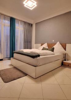 Bole Apartment | Cozy Room in Prime Location - Family Friendly Stay