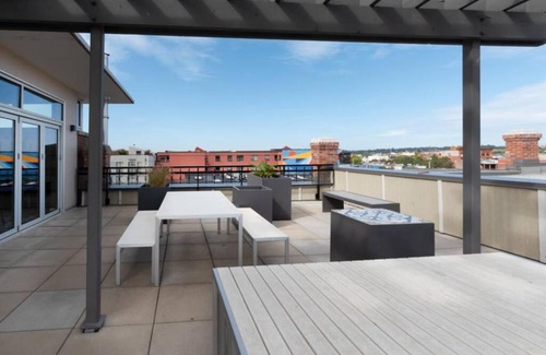 Downtown Victoria Apartment | Inviting Stay at the Gem at the Janion with Family-Friendly Amenities