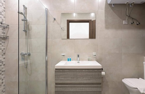 Birzebbuga Apartment | Beachfront Apartment with Breathtaking Bay Views