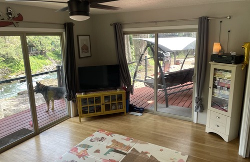 Battle Ground House | Gem River House: Guest Rated 9.8 with Oceanfront Bliss
