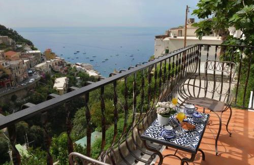 Liparlati House | Outstanding Gema Suites with Breakfast & Perfect 10/10 Rating