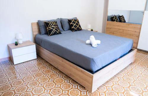 Suburbio XI della Vittoria Apartment | Family-Friendly Gemelli Sweet House - 4-Star Comfort Awaits